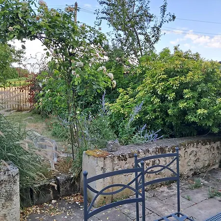 Les Coteaux De Vigny 3* Champagne-de-Blanzac